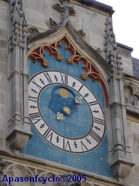Horloge colorée
