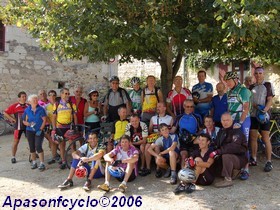 photo souvenir du peloton principal