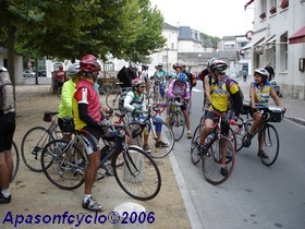 cyclistes au départ