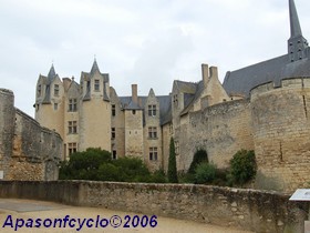 remparts et pierres