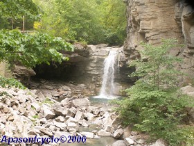 cascade dans la Clue de Verdache